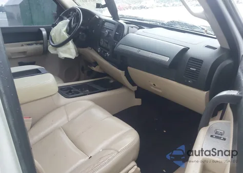 2007 Chevrolet Silverado 1500 Lt2 from USA, damaged, VIN 1GCEC19J07Z588535